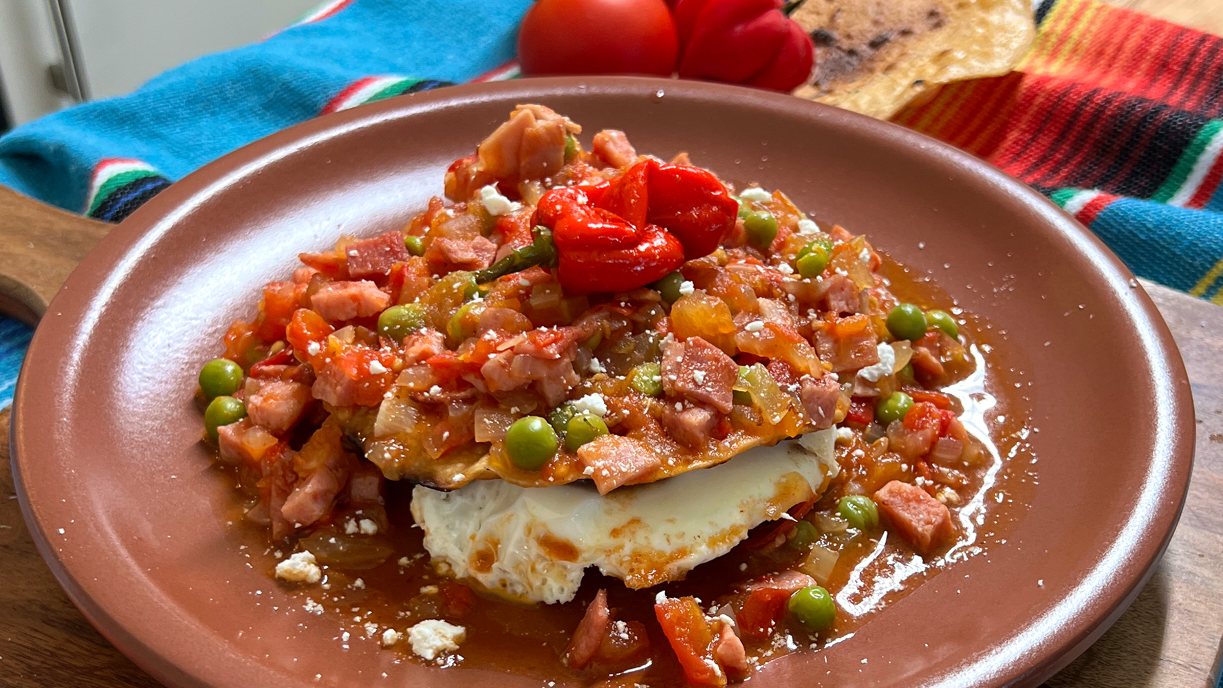 Huevos Motuleños - La Tortilleria